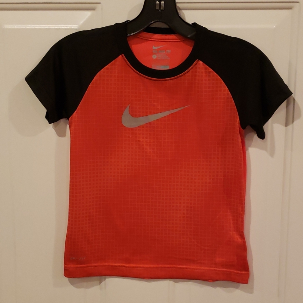 Boys Nike Dri-Fit T-Shirt